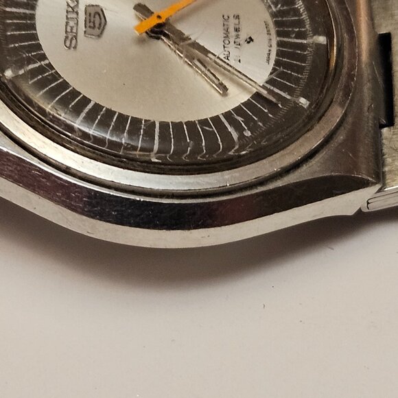 Vintage Seiko 5 Automatic Men’s Watch – Model 6119-8670 (21 Jewels) - Picture 7 of 16
